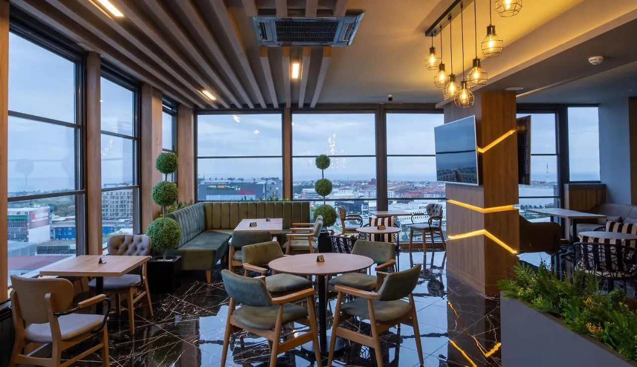 Ramada Encore By Wyndham Istanbul Avcilar 4*,